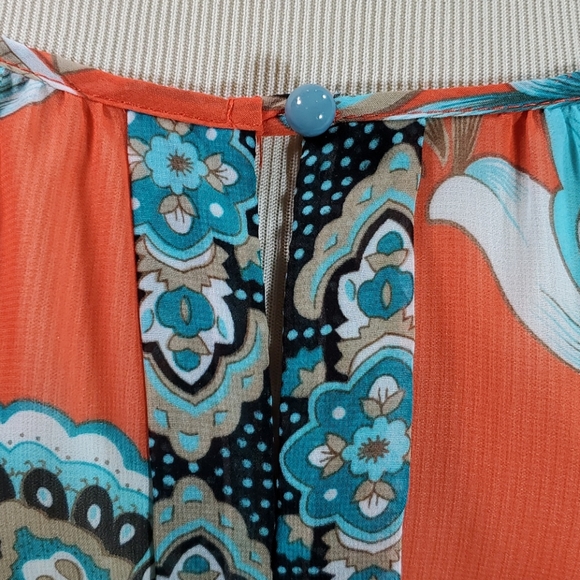 WEST KEI Elastic band-hem Top - Picture 2 of 10